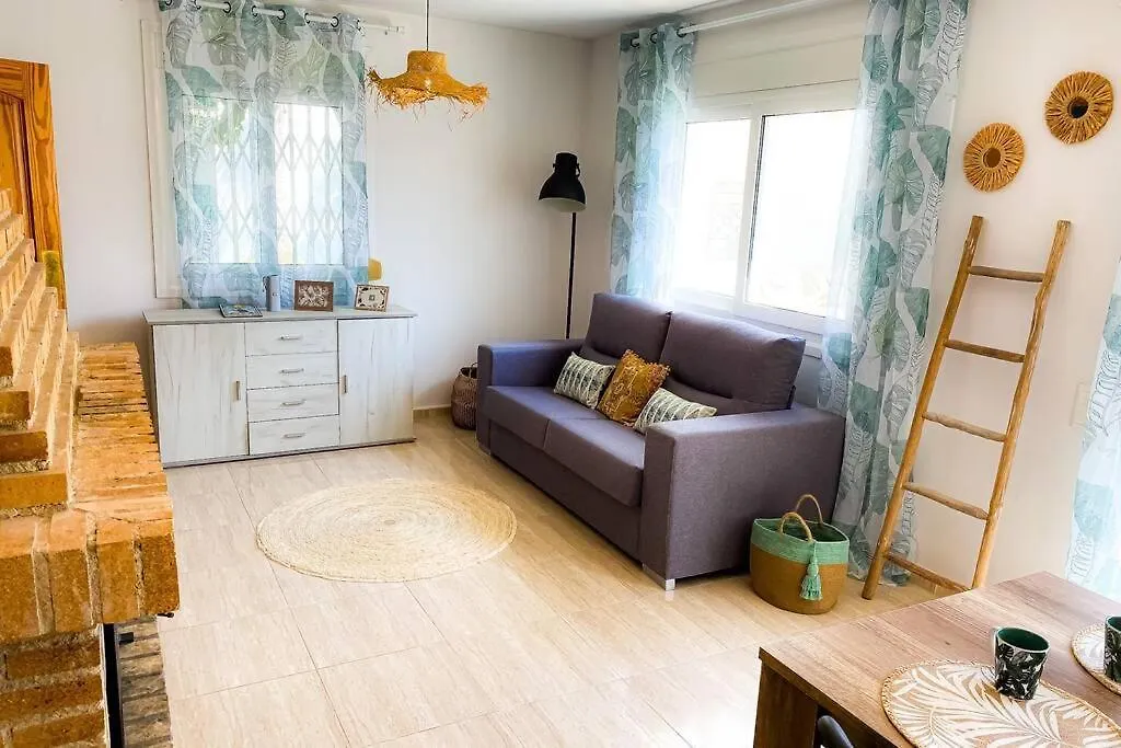 Casa La Llacuna: Casa En El Corazon Del Delta El Poblenou del Delta Holiday home